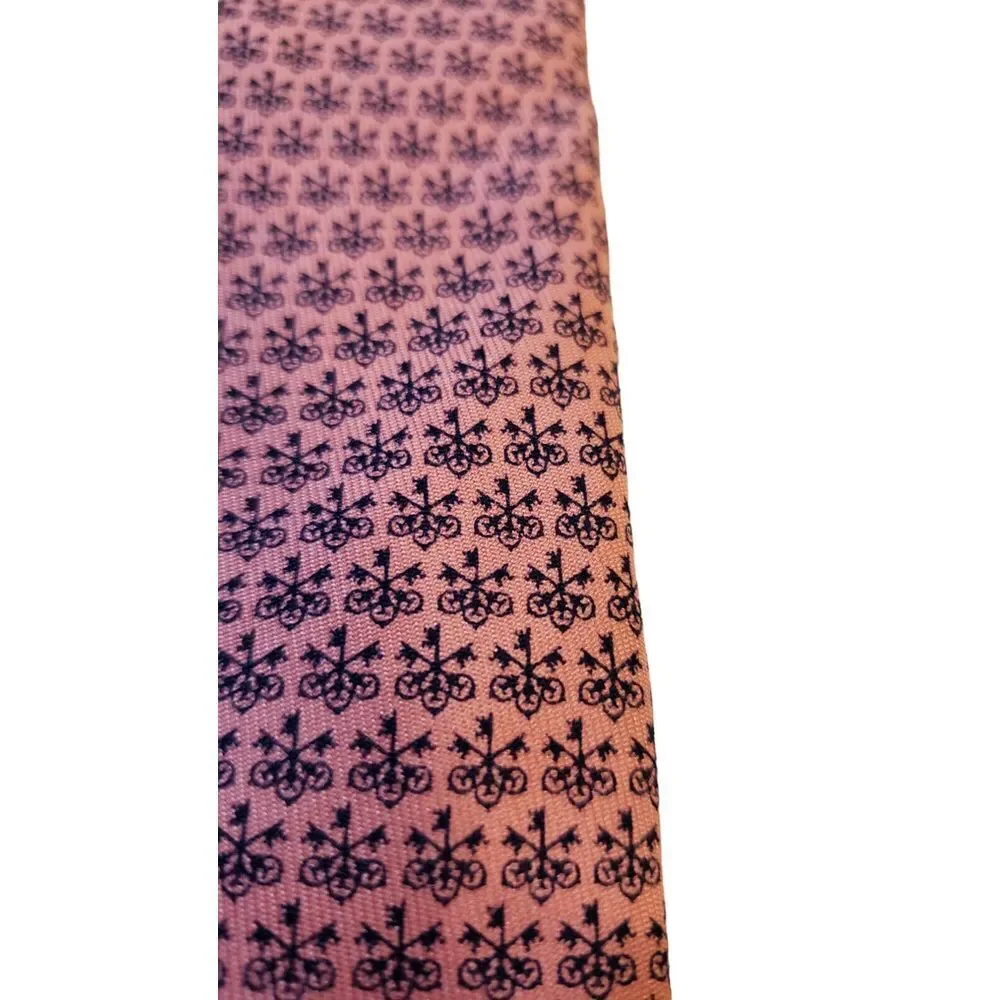 VINEYARD VINES Pink & Blue 100% Silk Neck Tie‎ Custom Collection Made in USA